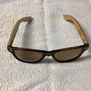 Silvano sunglasses style Bamboo frames Tortoise Brown Lenses $20